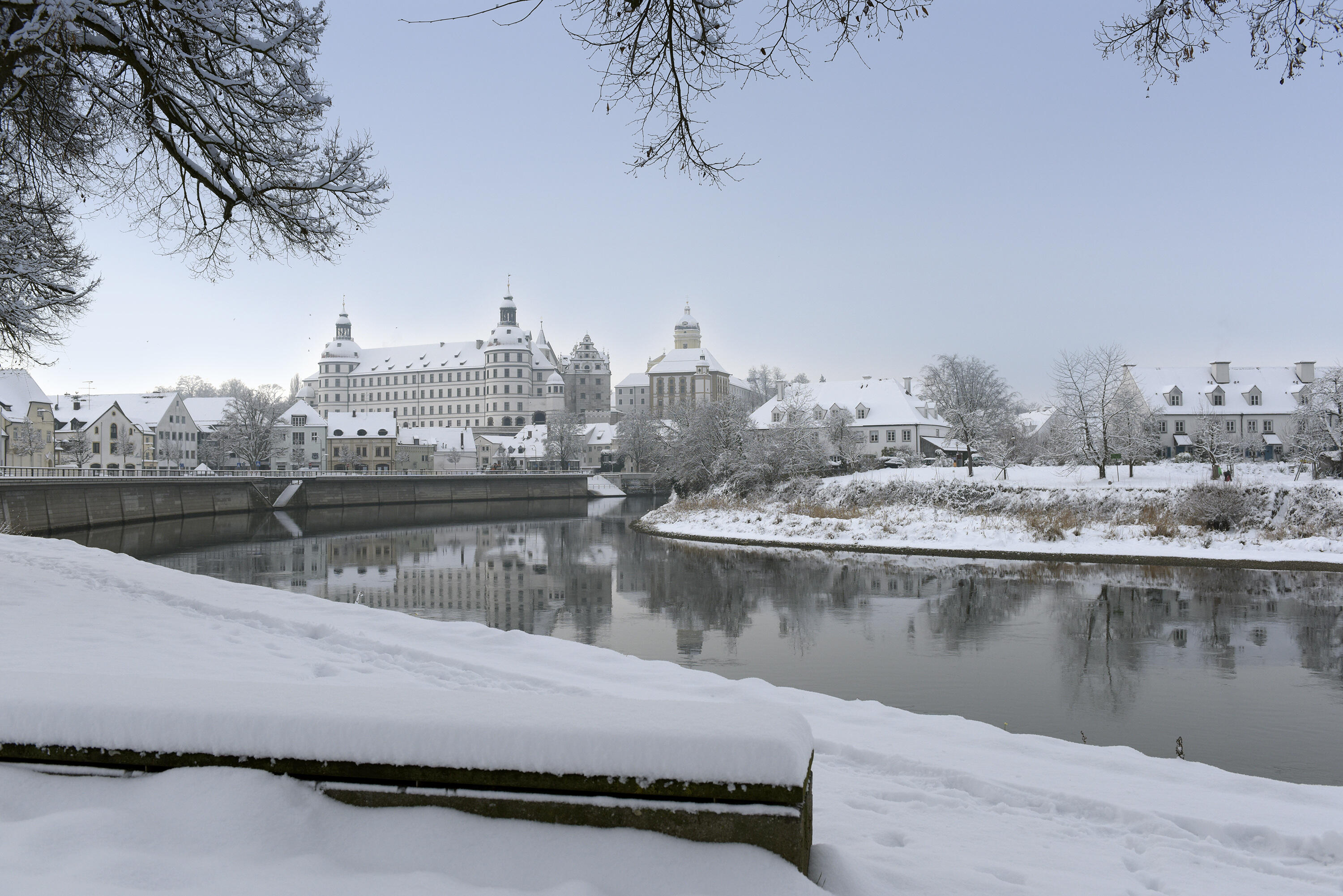 schlossblick-mitschnee-klein