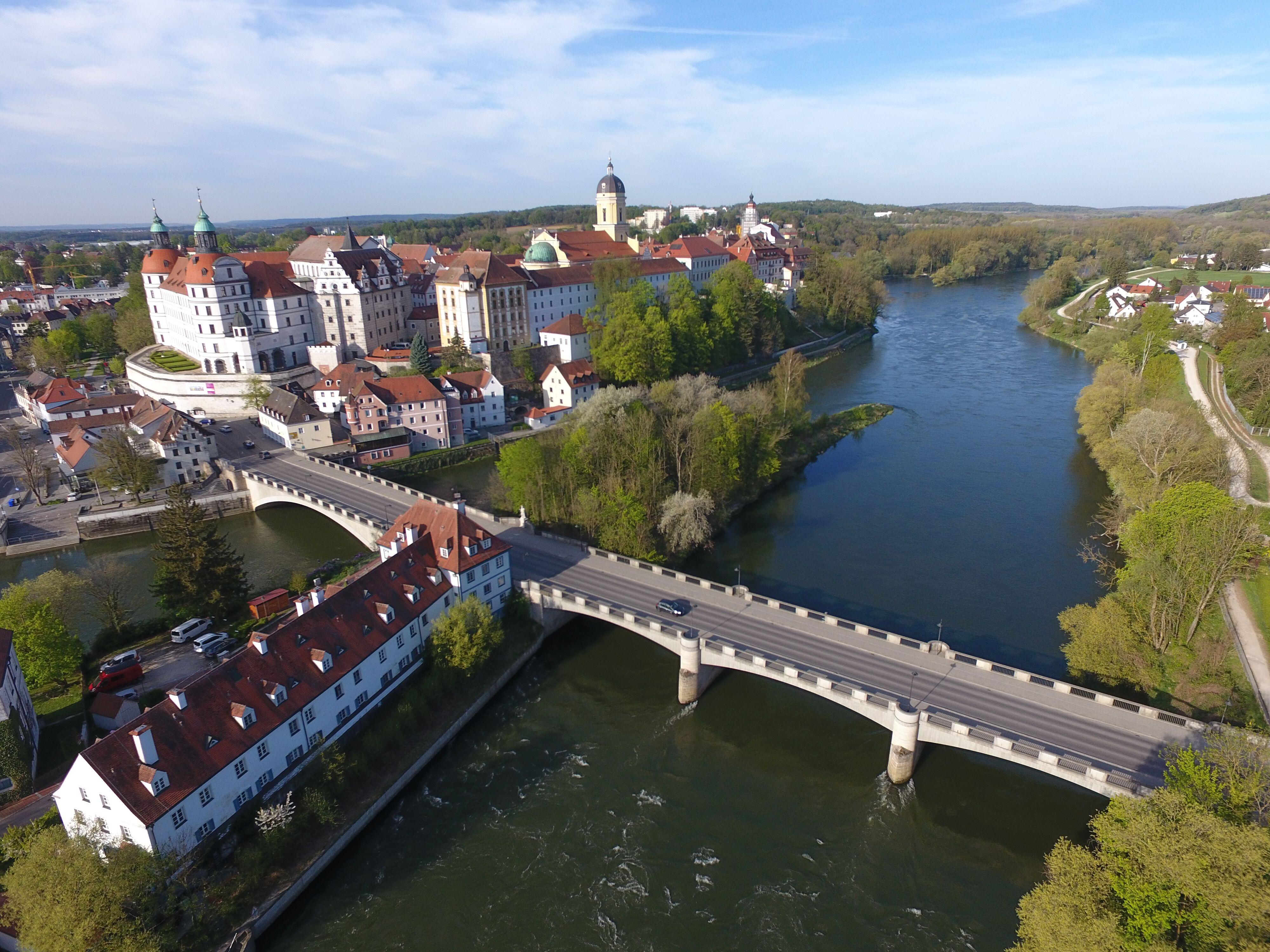 donaubruecke-gesamt-1